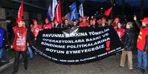 İzmir’de STK’lar avukatlar için yürüdü